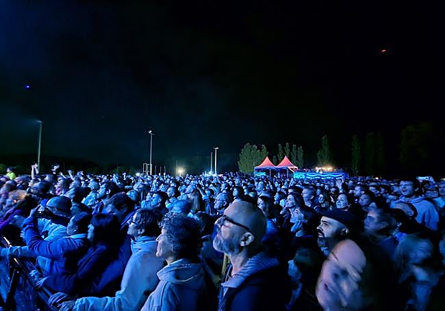 Miles de personas asistieron al concierto de Arde Bogotá