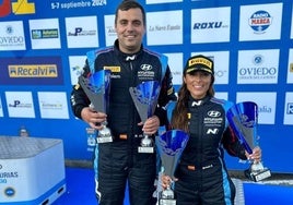 Efrén Llarena y Sara Fernández se suben al podio del Rally Princesa de Asturias Ciudad de Oviedo 2024.