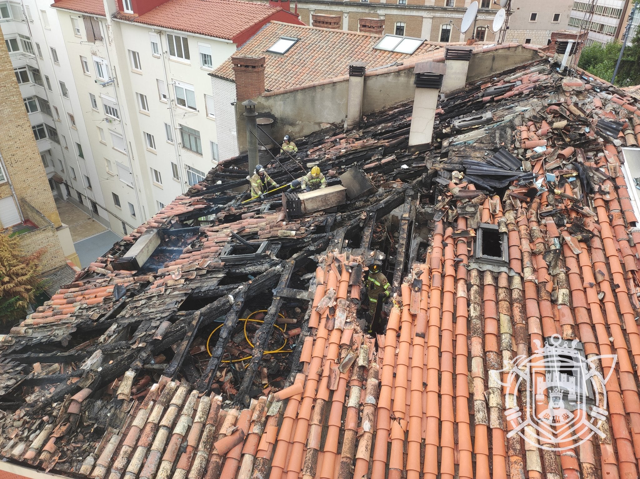 Así fue el incendio de un edificio en el centro de Burgos