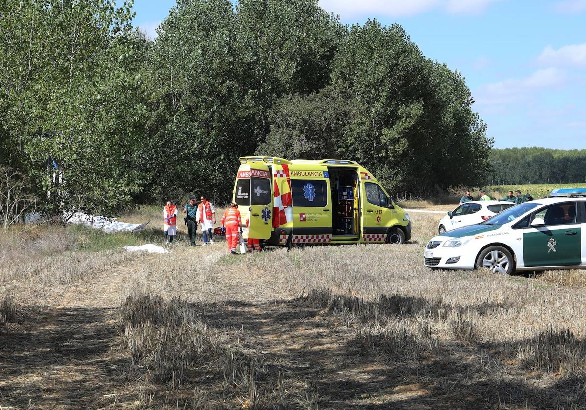 Imágenes del accidente mortal de una avioneta tras despegar en Burgos