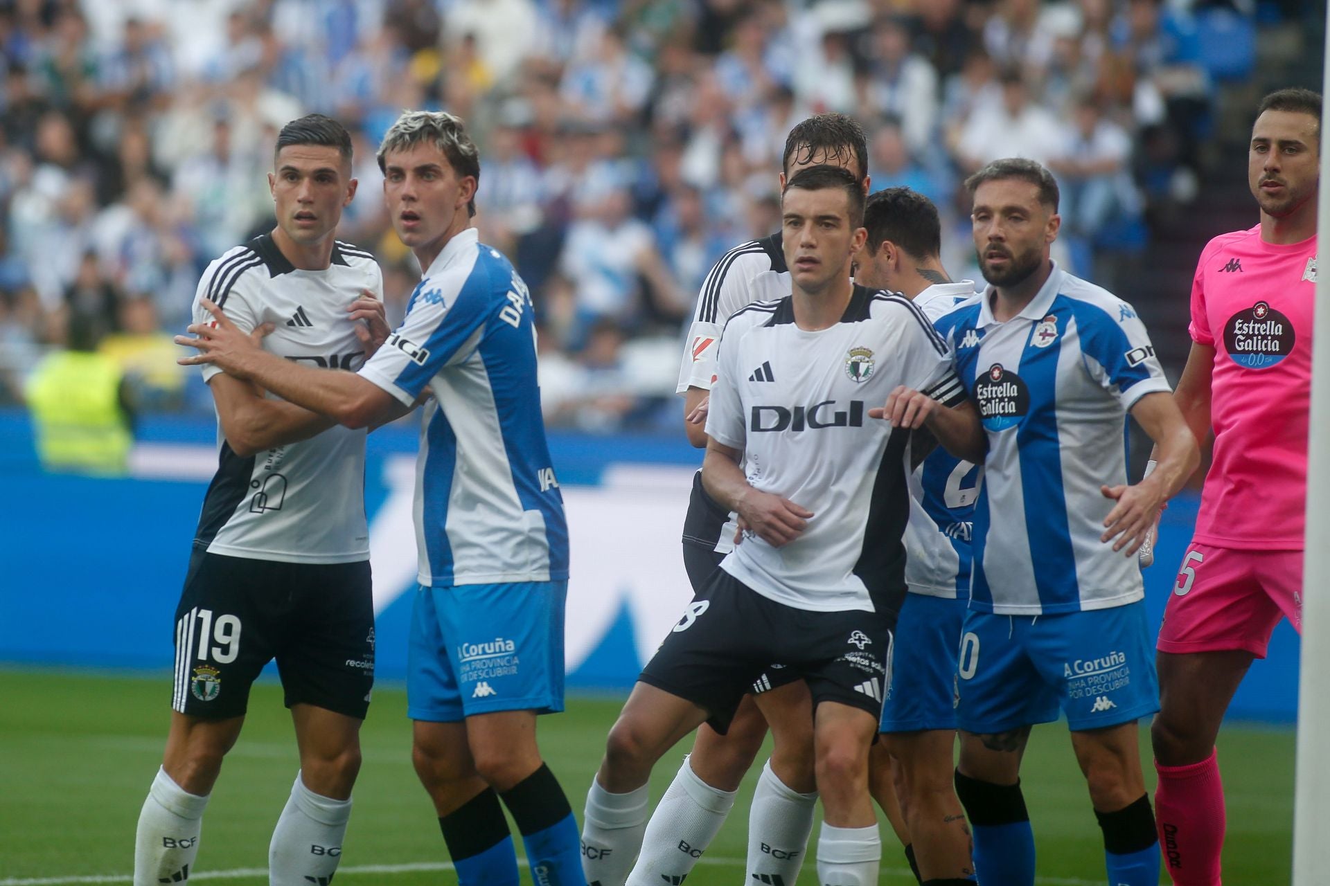 Así ha sido el partido en Riazor entre el Deportivo y el Burgos