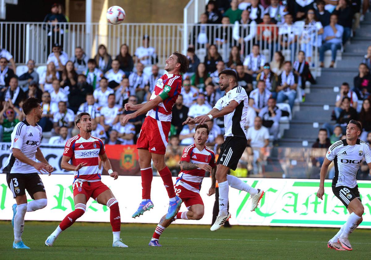 El Burgos CF - Granada CF, en imágenes