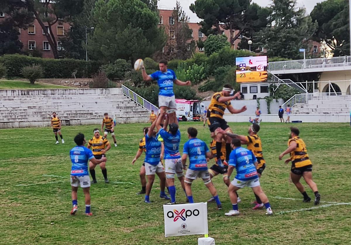 Encuentro entre el Recoletas Burgos Caja Rural y el Complutense Cisneros.