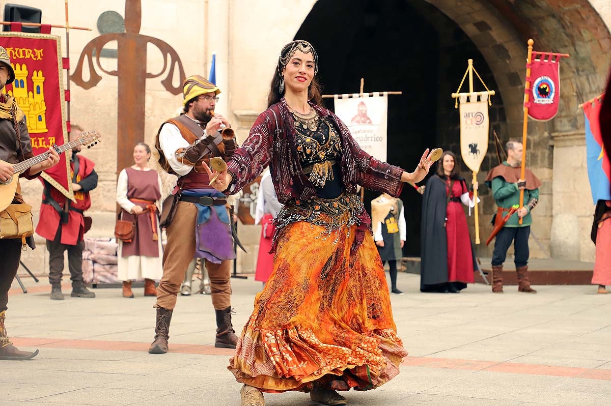 Así ha sido el desfile y el pregón de la Semana Cidiana