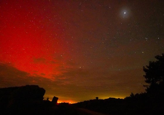 Aurora boreal vista desde el Monte Hijedo, en Burgos.