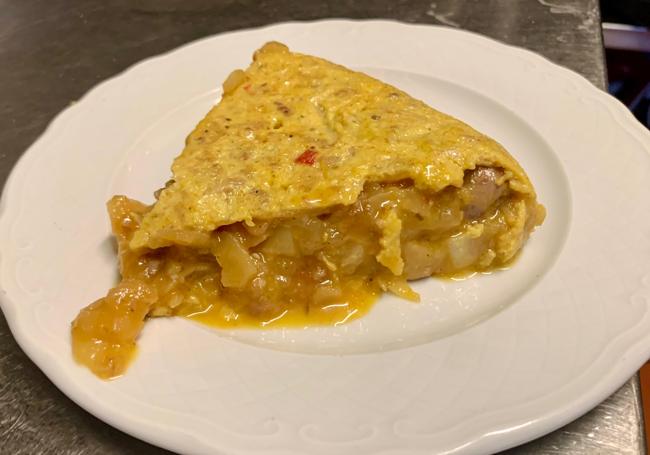 Así es la tortilla de Javier Izquierdo, segunda en el campeonato 'Tortilla de patatas con...'