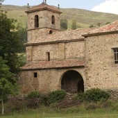 A ruined church in a town in Burgos that no one wants to restore