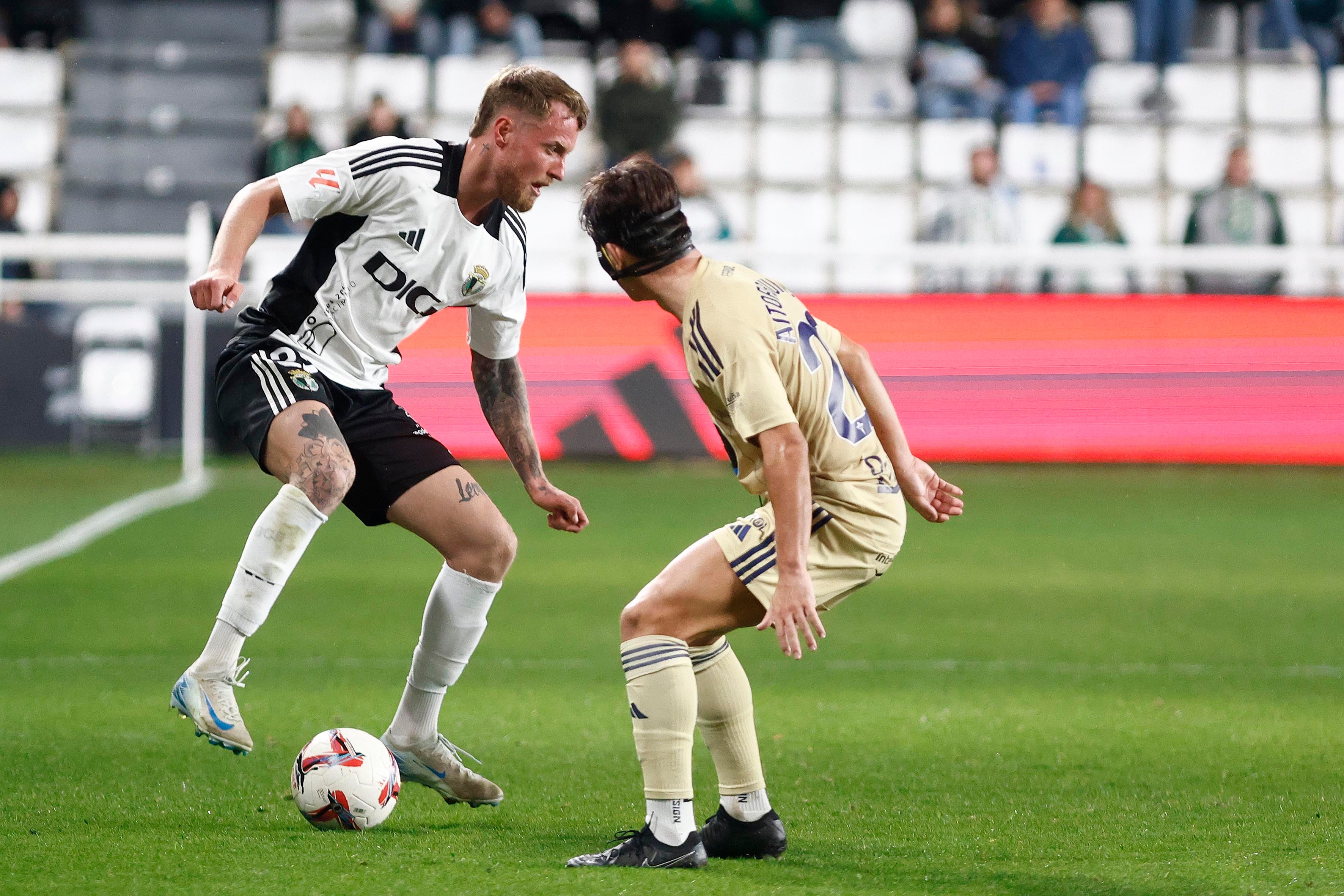 Así ha sido, en imágenes, el empate del Burgos CF y el Recing de Ferrol