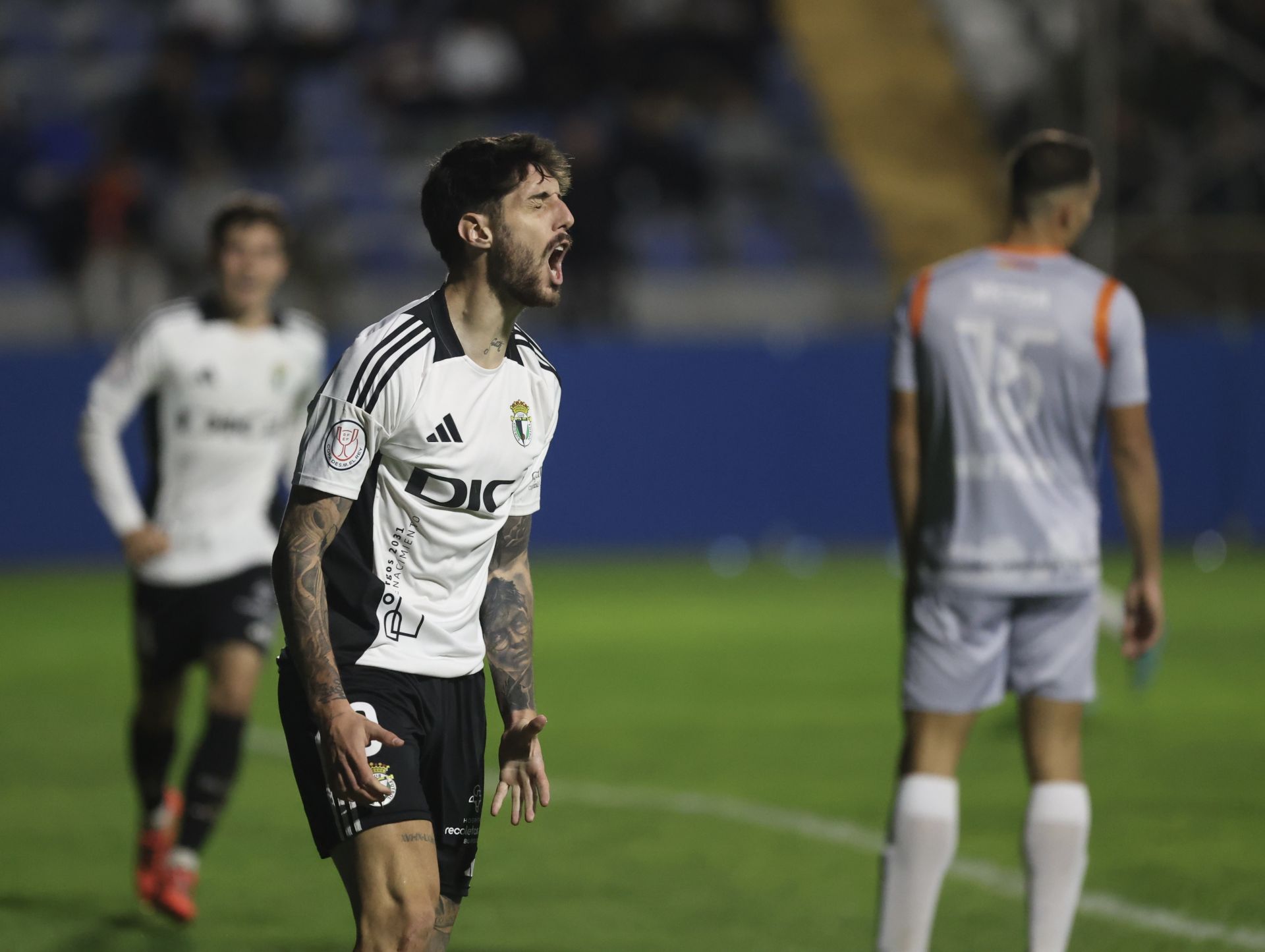 El partido entre el CD Móstoles y el Burgos CF, en imágenes