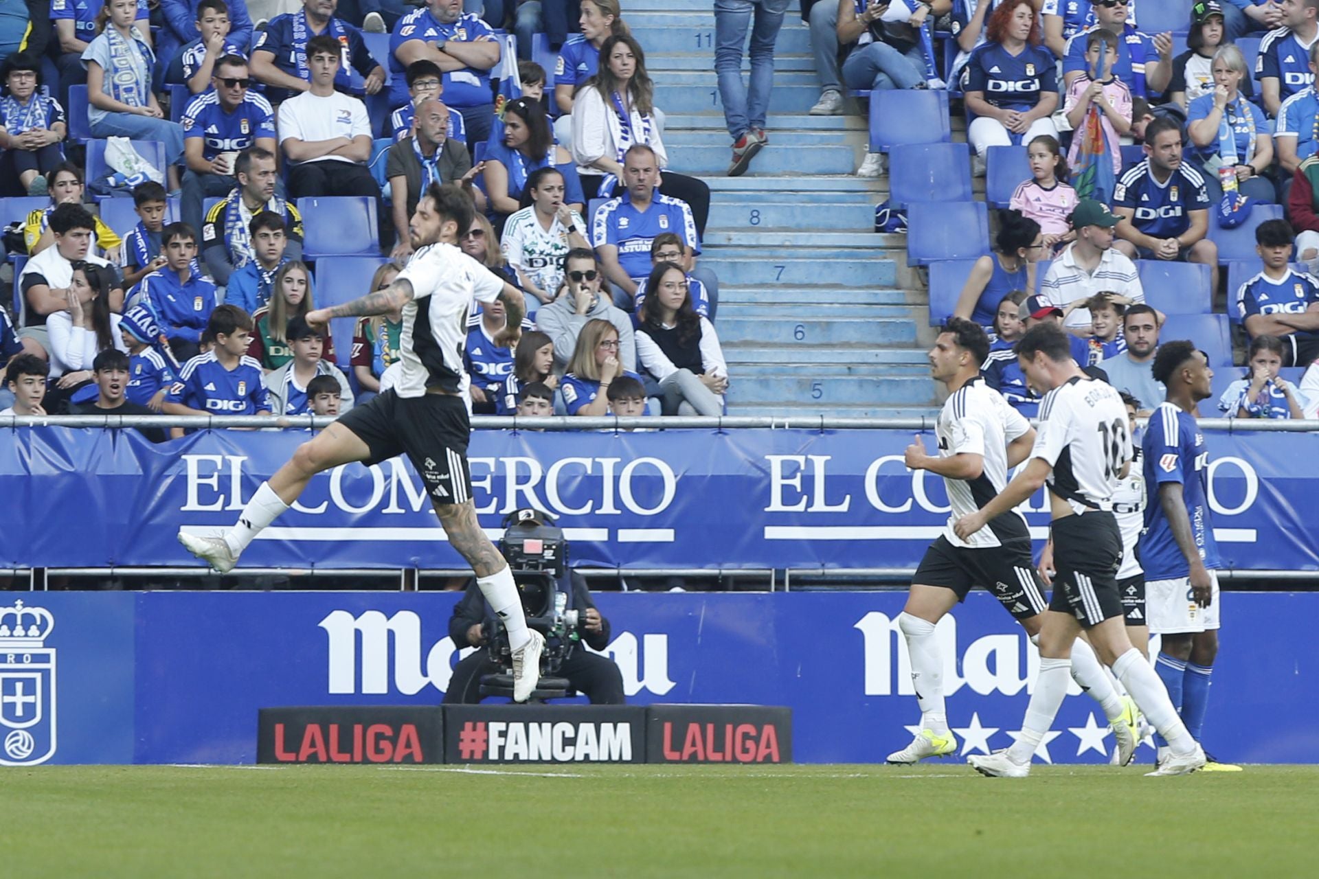 Todas las imágenes del Real Oviedo -Burgos CF