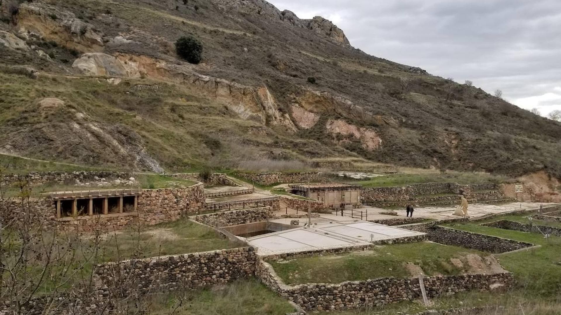 Poza de la Sal entra en la lista de los pueblos más bonitos de España 