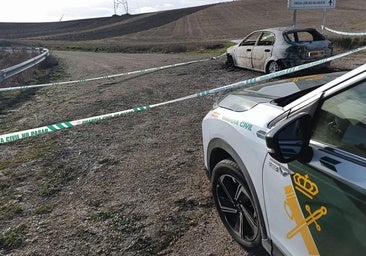 La Guardia Civil investiga la aparición de un cadáver en un coche calcinado en Burgos