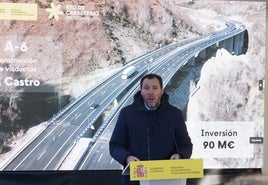 El ministro de Transporte y Movilidad, Óscar Puente, durante la inauguración del viaducto de O Castro.