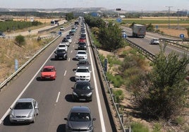 Tráfico intenso en las carreteras de la provincia burgalesa.