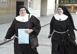 Dos de las monjas cismáticas de Belorado en los juzgados de Burgos.