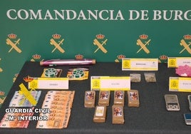 La Guardia Civil incautó hachís, marihuana y cocaína.