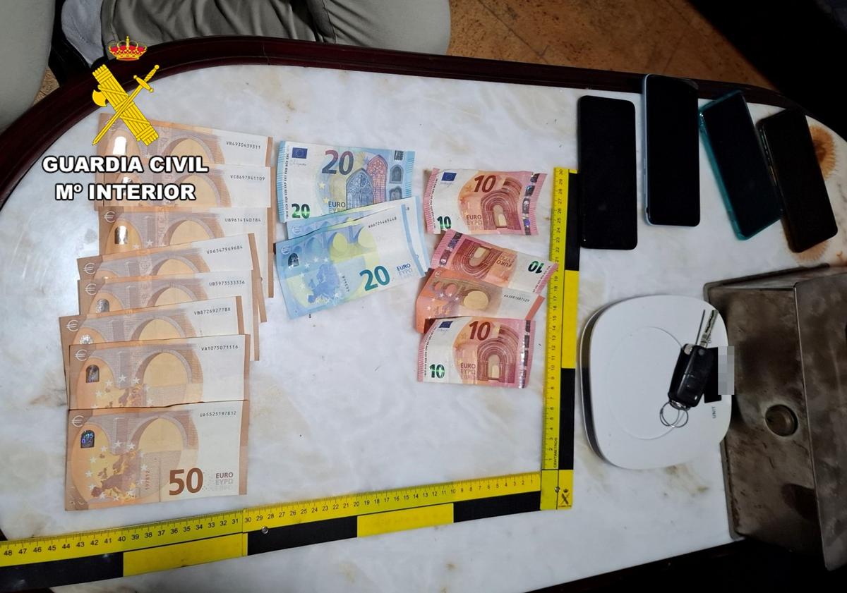 Imagen principal - Desmantelan dos puntos de venta de droga en Burgos