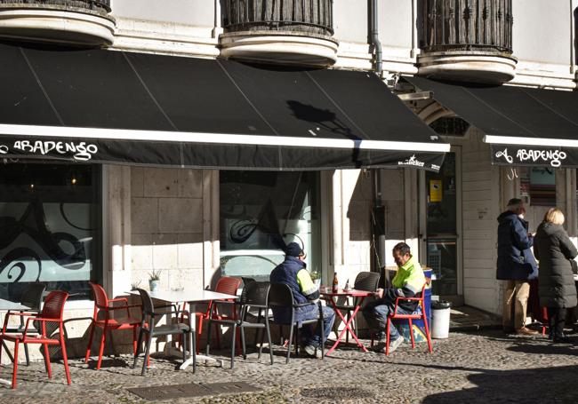 Fachada del local Abadengo de Burgos