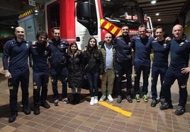 La familia que fue auxiliada por los bomberos de Burgos.