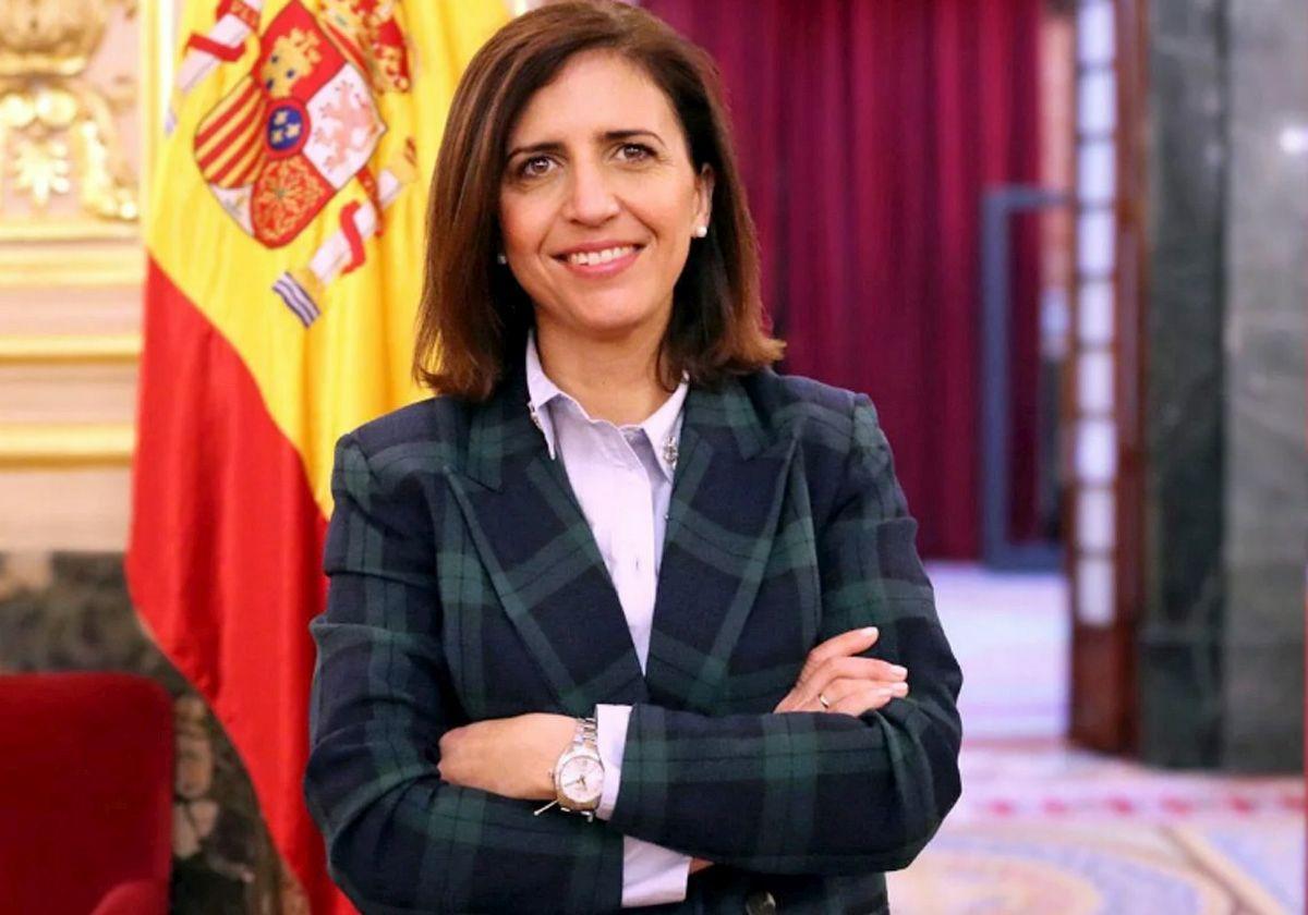 La secretaria general del PSOE de Burgos Esther Peña.