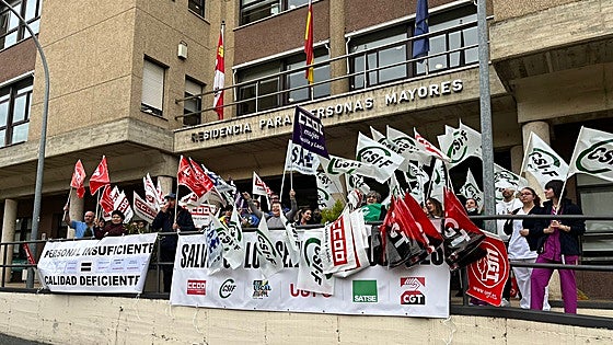 La plantilla de la Residencia Mixta de Miranda denuncia «la callada por respuesta»