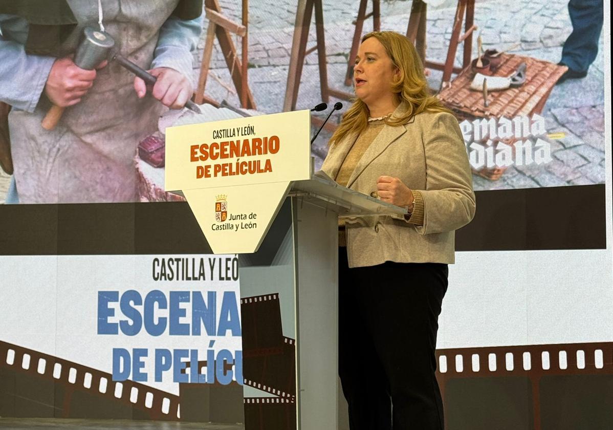 La alcaldesa de Burgos, Cristina Ayala, durante su intervención en FITUR.