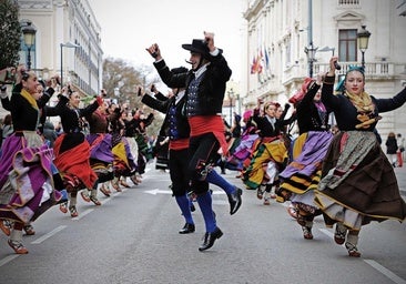 San Lesmes vence al frío de Burgos con sabores tradicionales y folclore