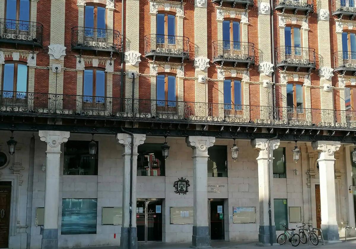 Los trabajadores del Ayuntamiento de Burgos cobran un 28% menos que la media