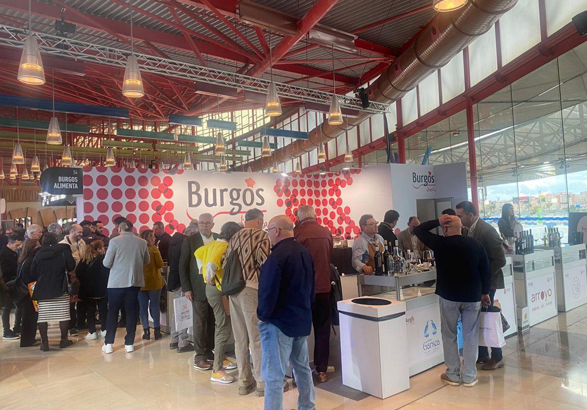 Stand de Burgos Alimenta en el Salón H&T de Málaga 2025.