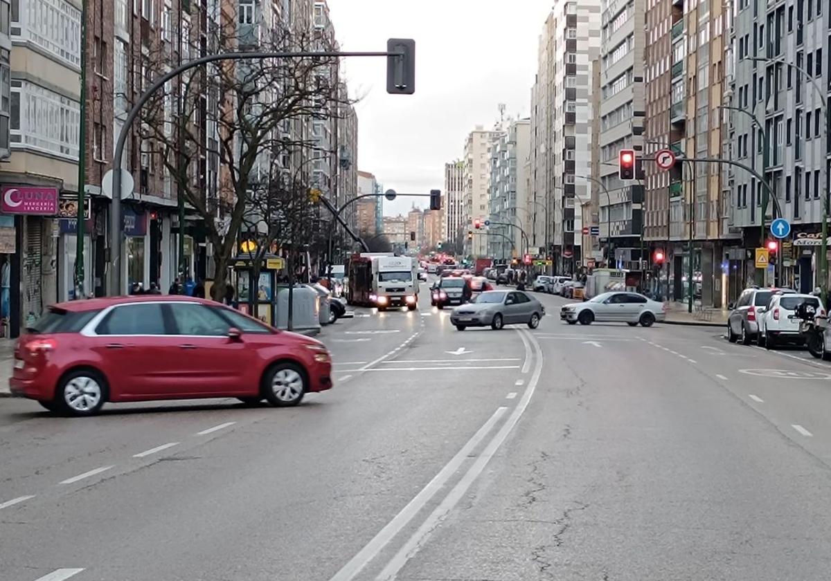 La calle Vitoria es una de las más ruidosas de Burgos.