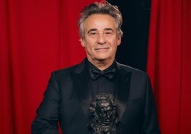 El actor Eduard Fernández gana el Goya por su papel en 'Marco'.