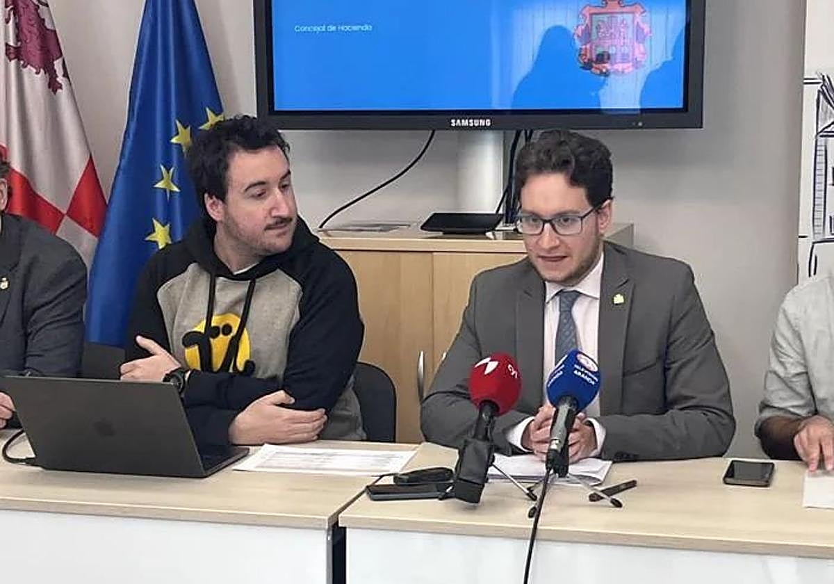 El equipo de gobierno de Aranda lamenta tener que pagar a la trabajadora municipal por un procedimiento sobreseído.