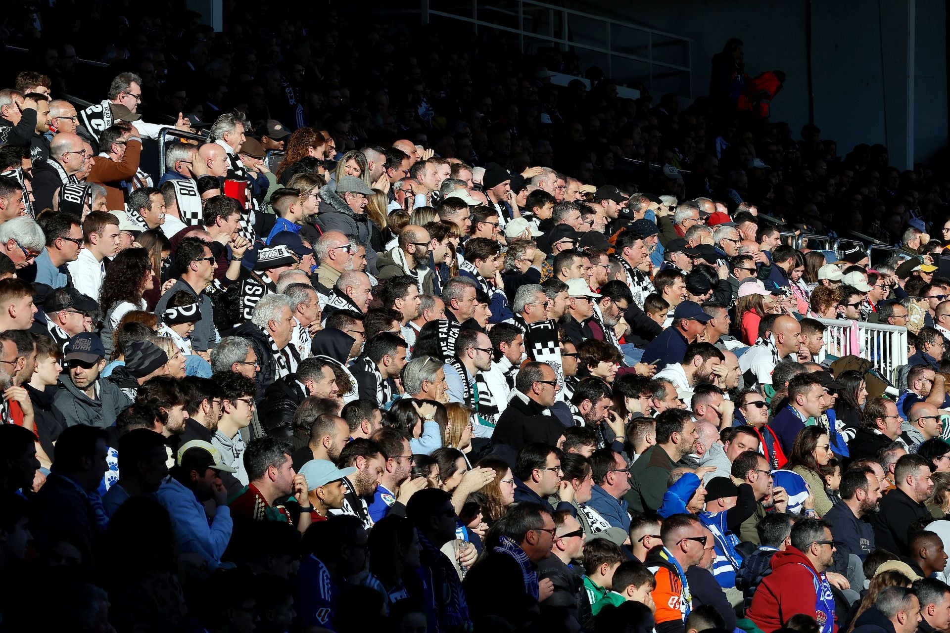 El Burgos deja escapar los tres puntos de El Plantío frente al Real Oviedo