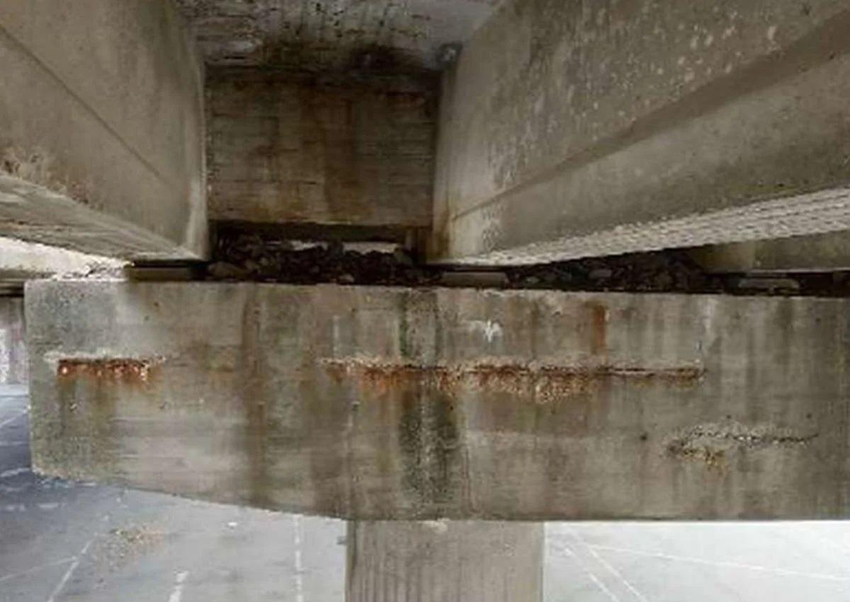 Imagen secundaria 1 - Estado del puente de Alcalde Martín Cobos.