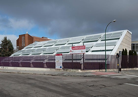 Edificio brutalista de Burgos.
