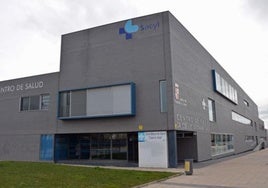 Centro de salud José Luis Santamaría, en Burgos.