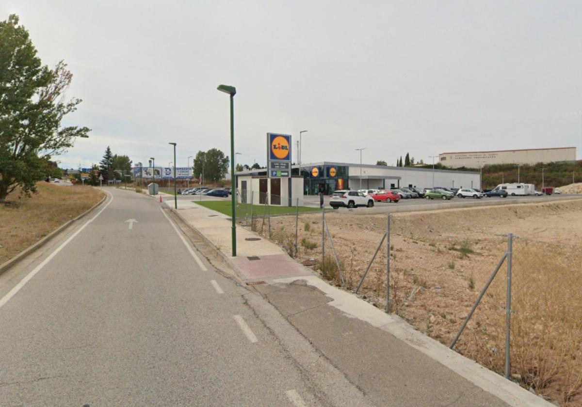 Aprobada la nueva la zona comercial de Automoba y una rotonda en la calle Ventosa