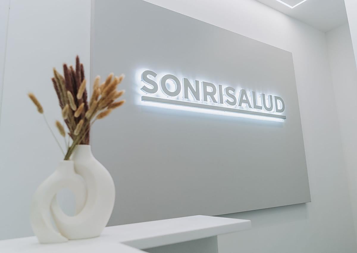 Imagen secundaria 1 - No escondas tu preciosa sonrisa