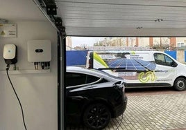 Recarga de coche eléctrico.
