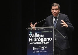 El portavoz de la Junta y consejero de Economía y Hacienda, Carlos Fernández Carriedo, en la inauguración del lanzamiento del Valle del Hidrógeno de Castilla y León.