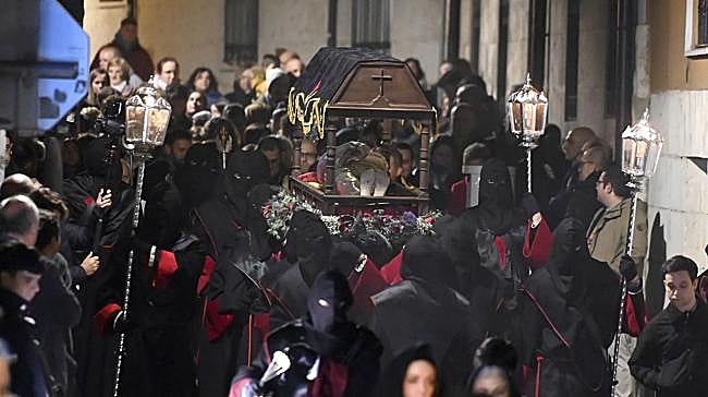 ¿Cuál es la última procesión en ser recuperada en la Semana Santa en Burgos?