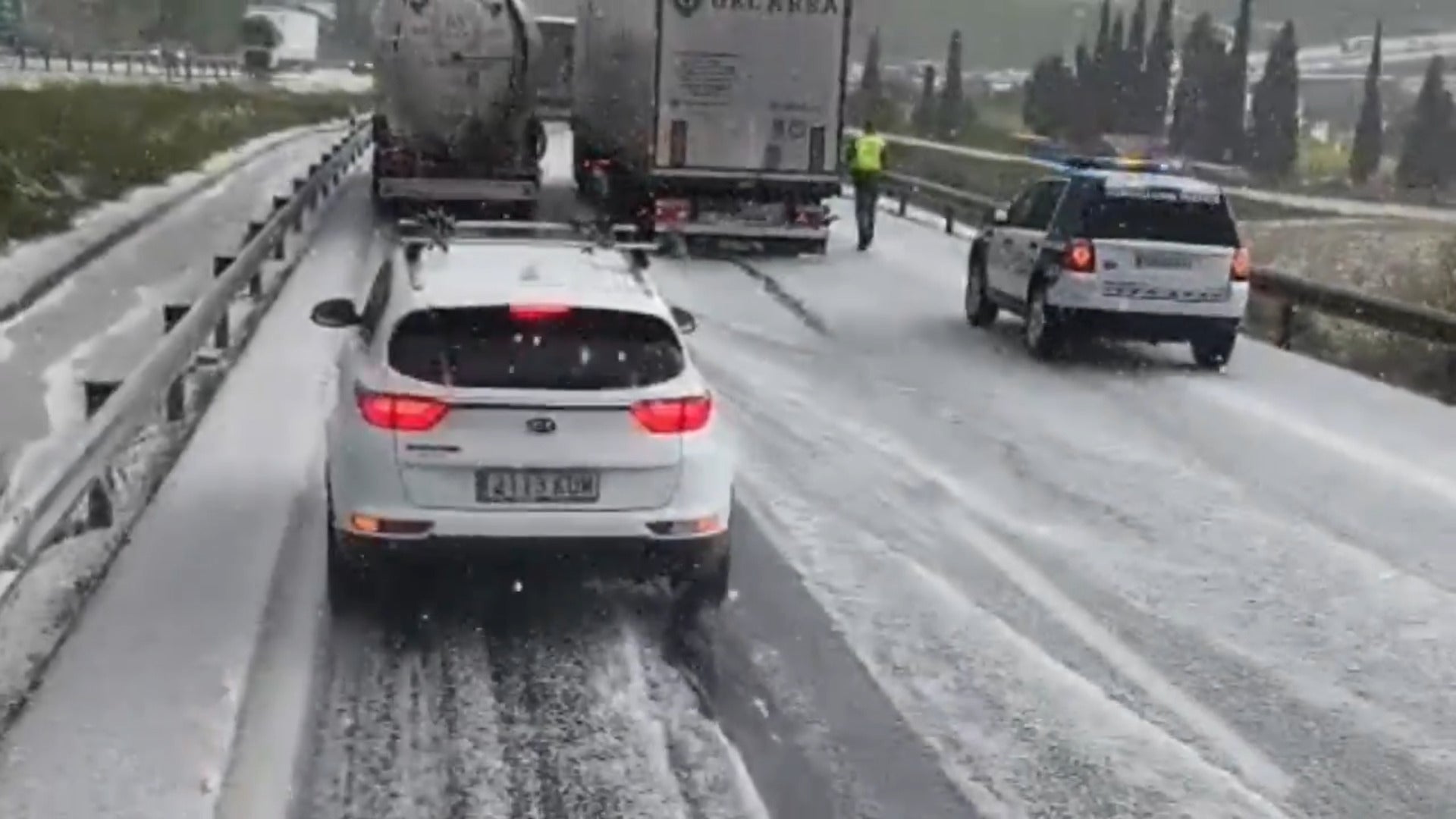 Accidente en los túneles de Pancorbo, en la provincia de Burgos, debido al granizo