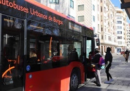 Autobús de la línea 1 entre el centro de Burgos y Gamonal.