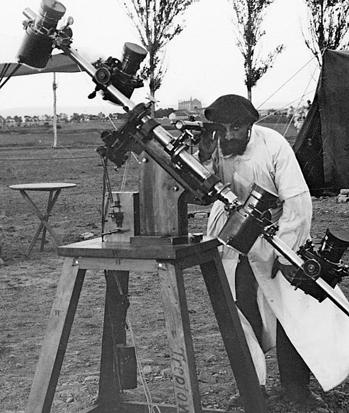 Imagen secundaria 2 - Burgos ya vivió en 1905 un auténtico fervor durante el eclipse total de Sol. 