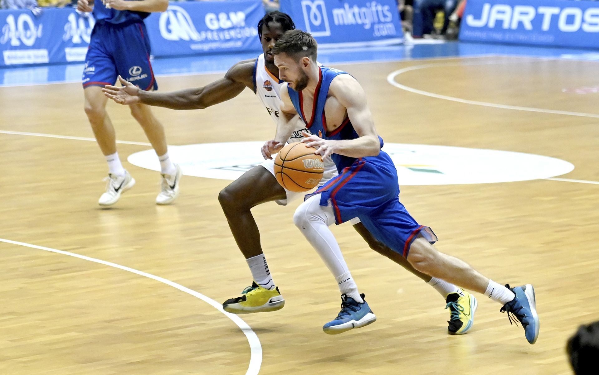 La victoria del ascenso del San Pablo Burgos, en imágenes