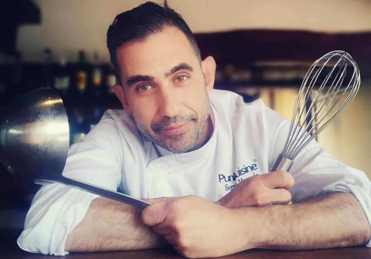 El chef de Aranda Sergio Marqués presenta su libro 'Tapas de Burgos' tras recuperarse de un ictus