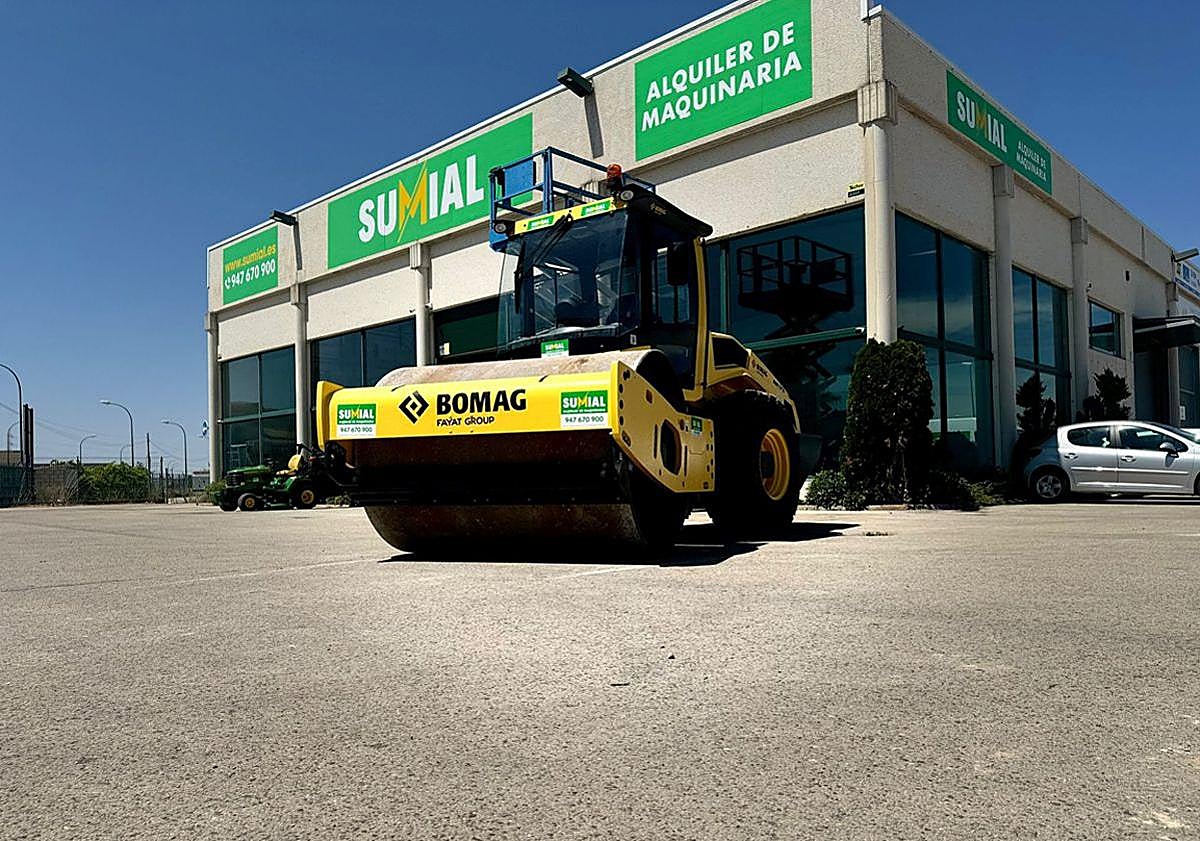 Imagen principal - Alquiler de maquinaria de movimiento de tierra: clave para proyectos de construcción eficientes y seguros