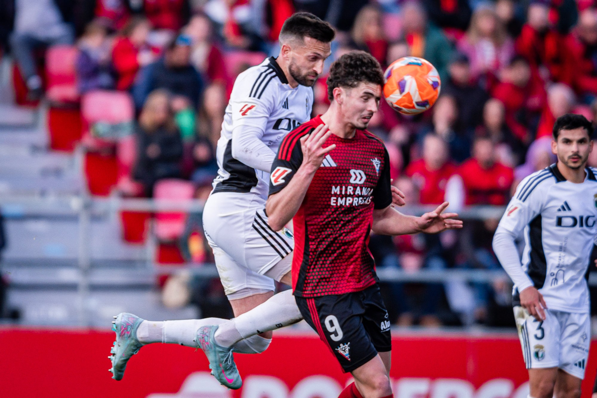 La derrota del Burgos CF en el derbi, en imágenes