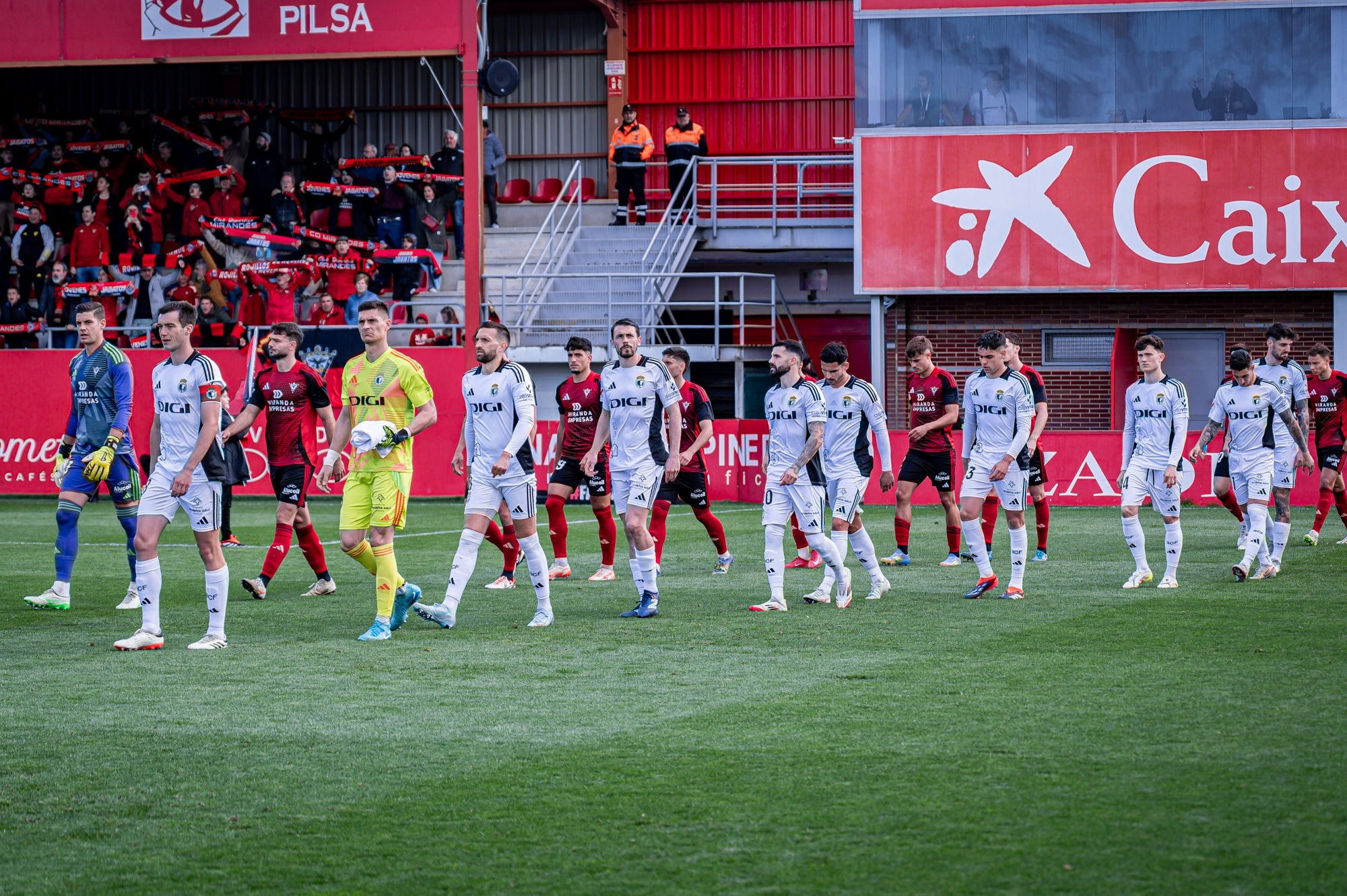 La derrota del Burgos CF en el derbi, en imágenes