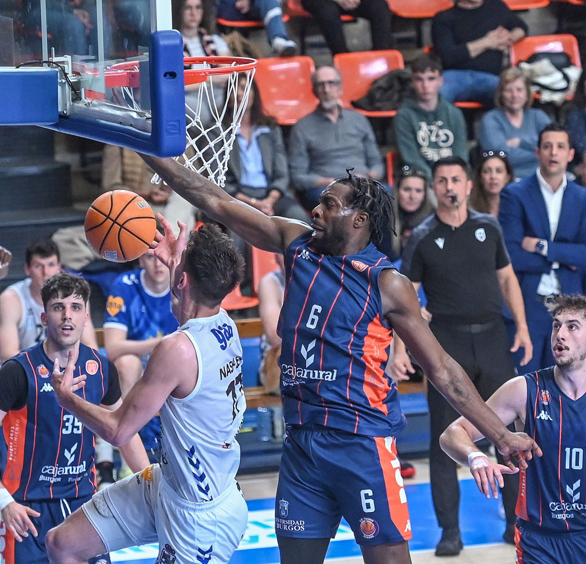 El partido entre Tizona y Zamora, en imágenes